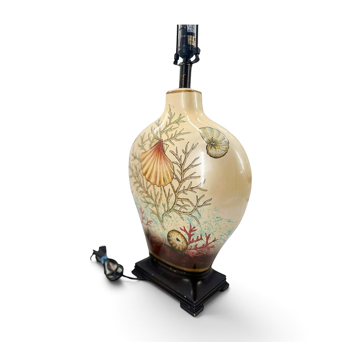 Vintage Seaside Shell Lamp