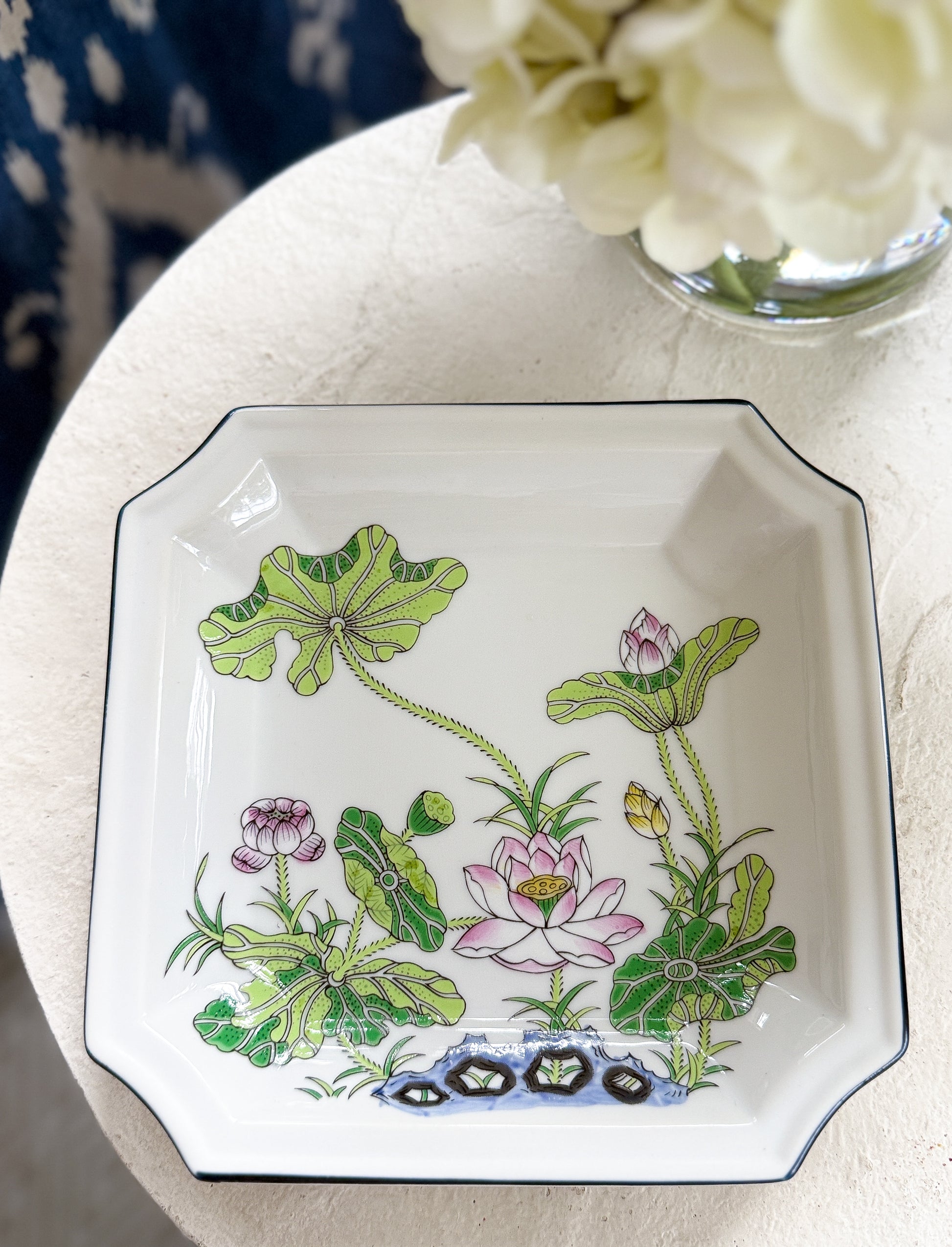 Andrea by Sadek Lotus Porcelain Tray